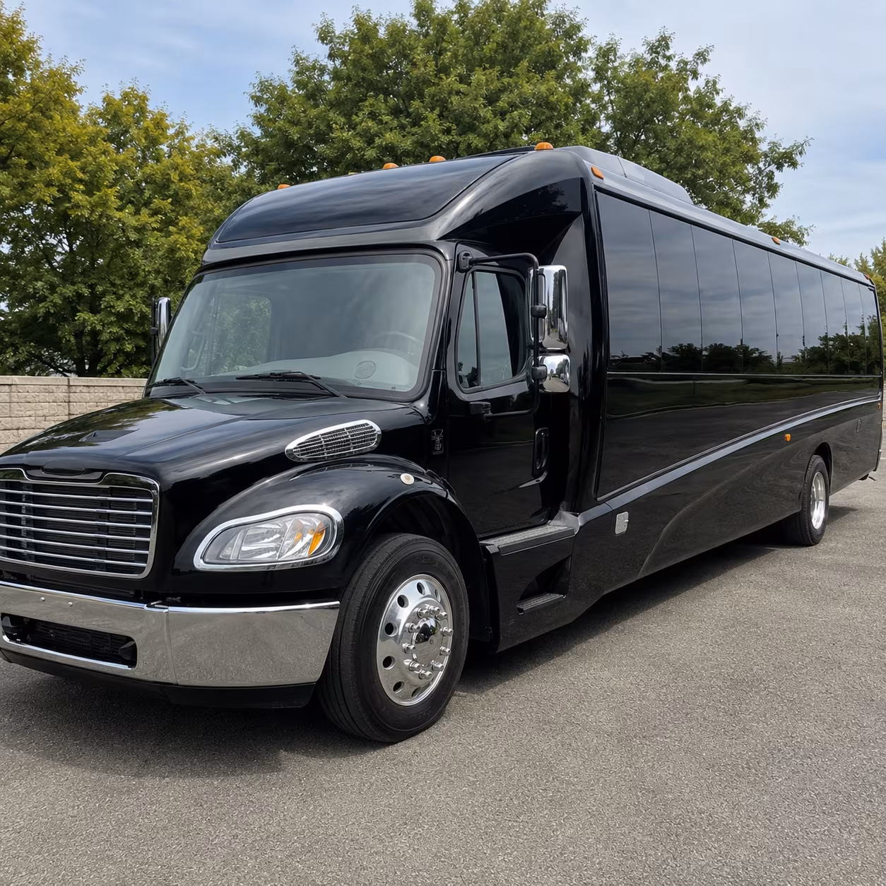 miami gardens 25 passenger minibus