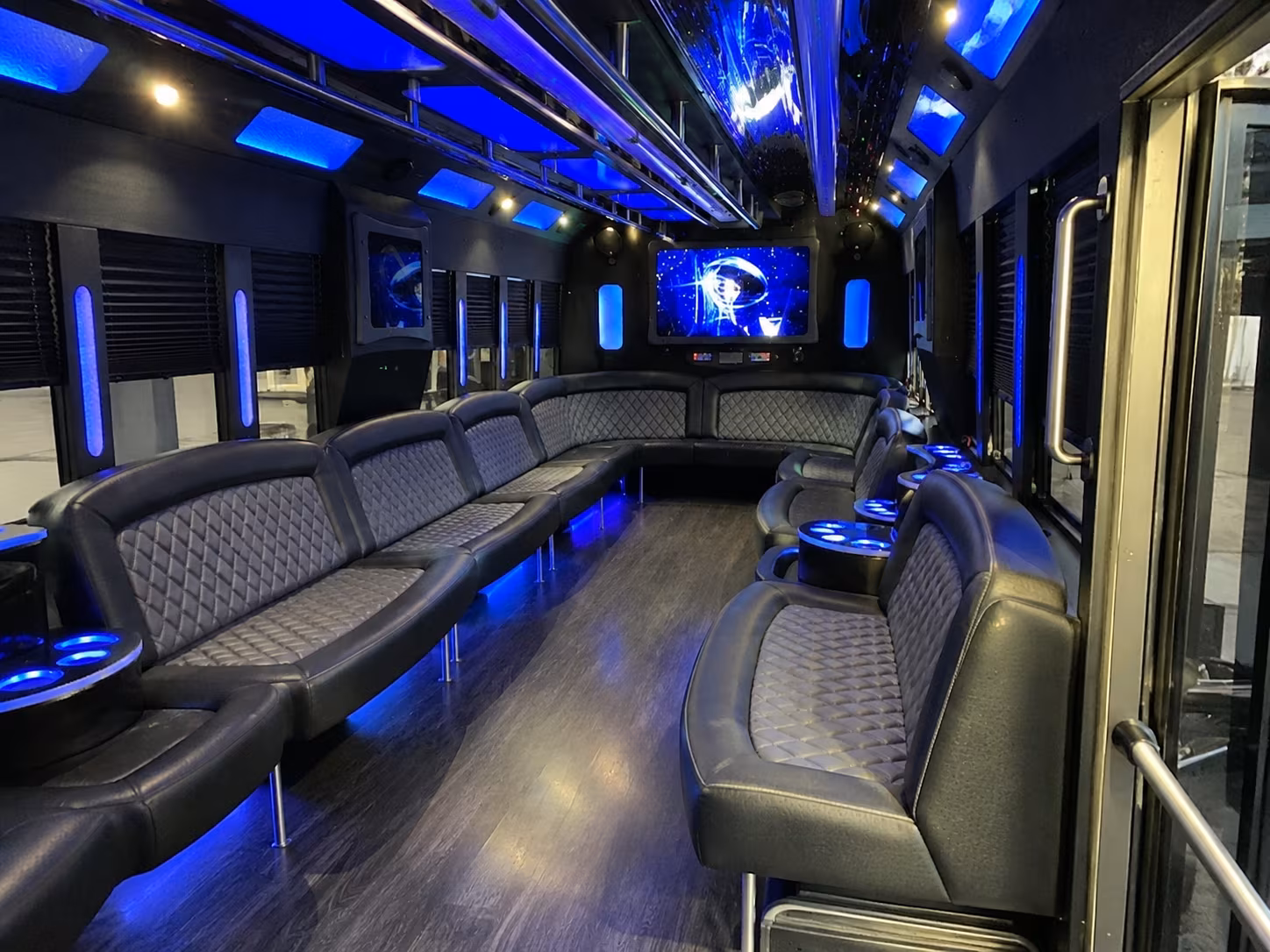 miami gardens 28 passenger party bus interior