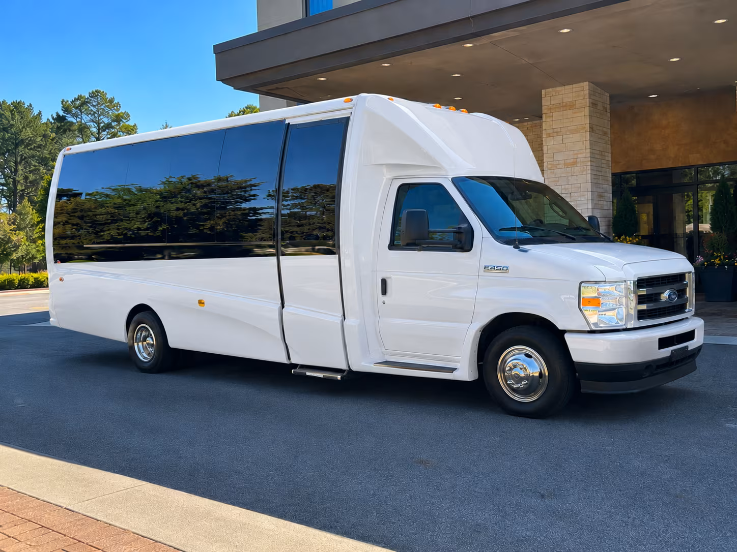 minibus and charter bus rentals for youth sports tournaments in miami gardens