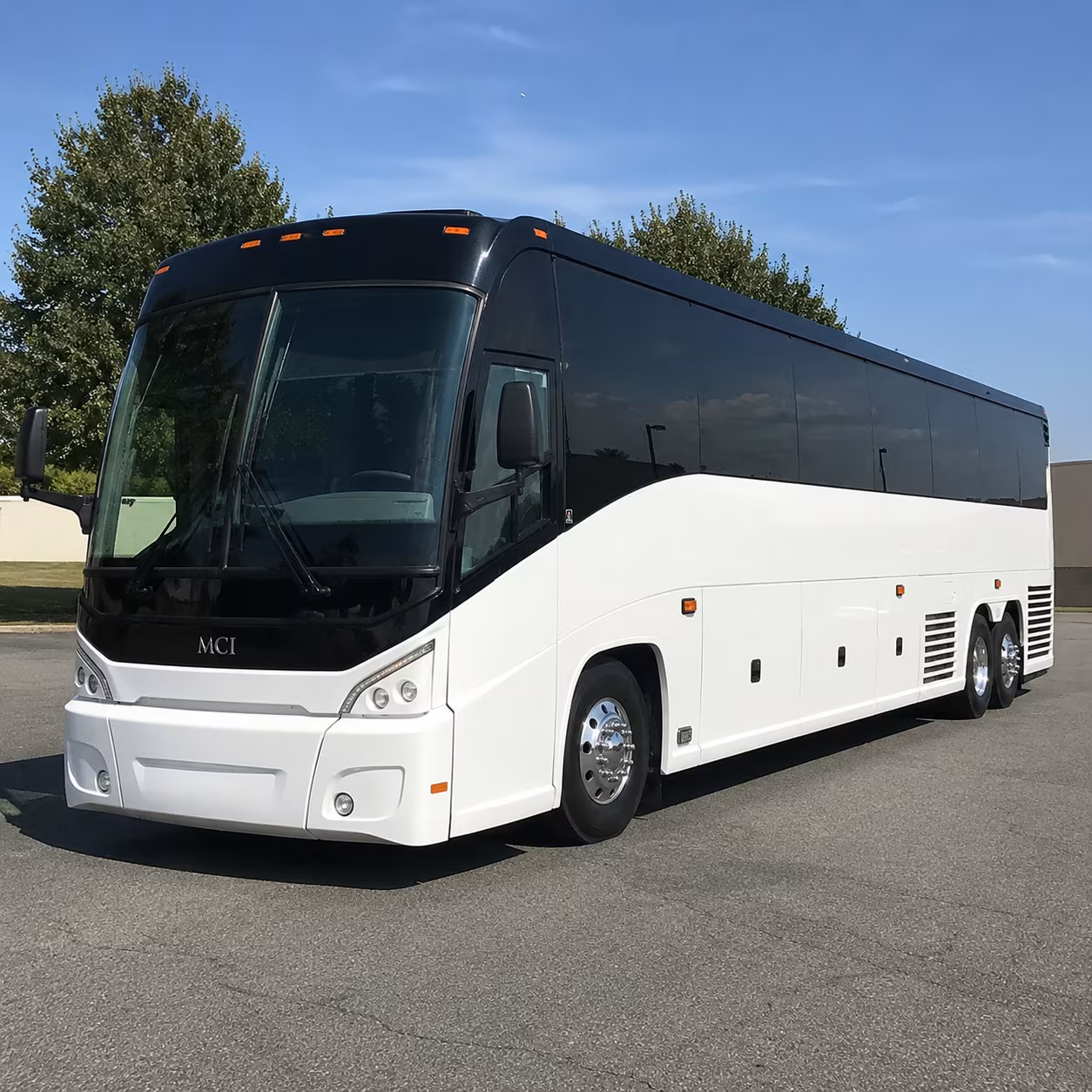 shuttle buses for airline groups and airport staff serving miami gardens